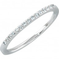 14K White 1/8 CTW Diamond Anniversary Band Size 7