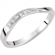 Stackable Diamond Wave Ring