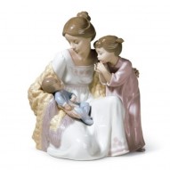 Lladro 01006939 Welcome To The Family Figurine